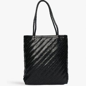 Super chic BEMBIEN LE TOTE in Black!